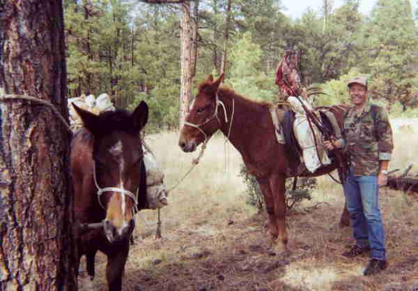 happy_hunter.jpg (23714 bytes)